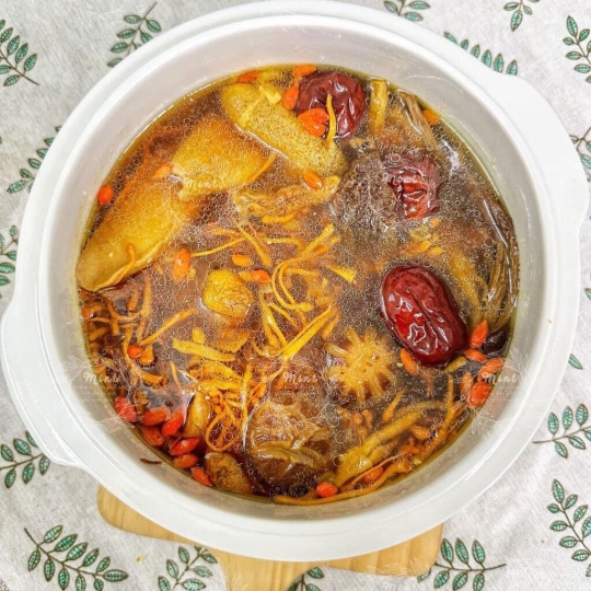 Thang Hầm Gà Thuốc Bắc 