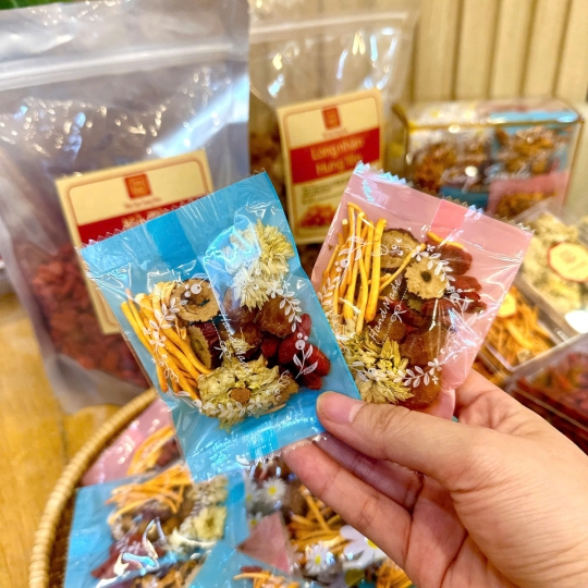 TRÀ HOA NGŨ VỊ (20 GÓI/HỘP)